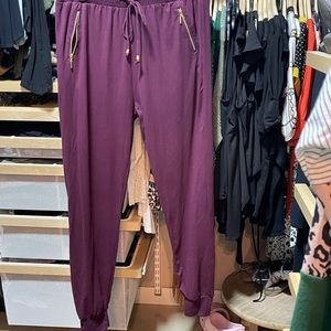 Super cute light weight joggers.